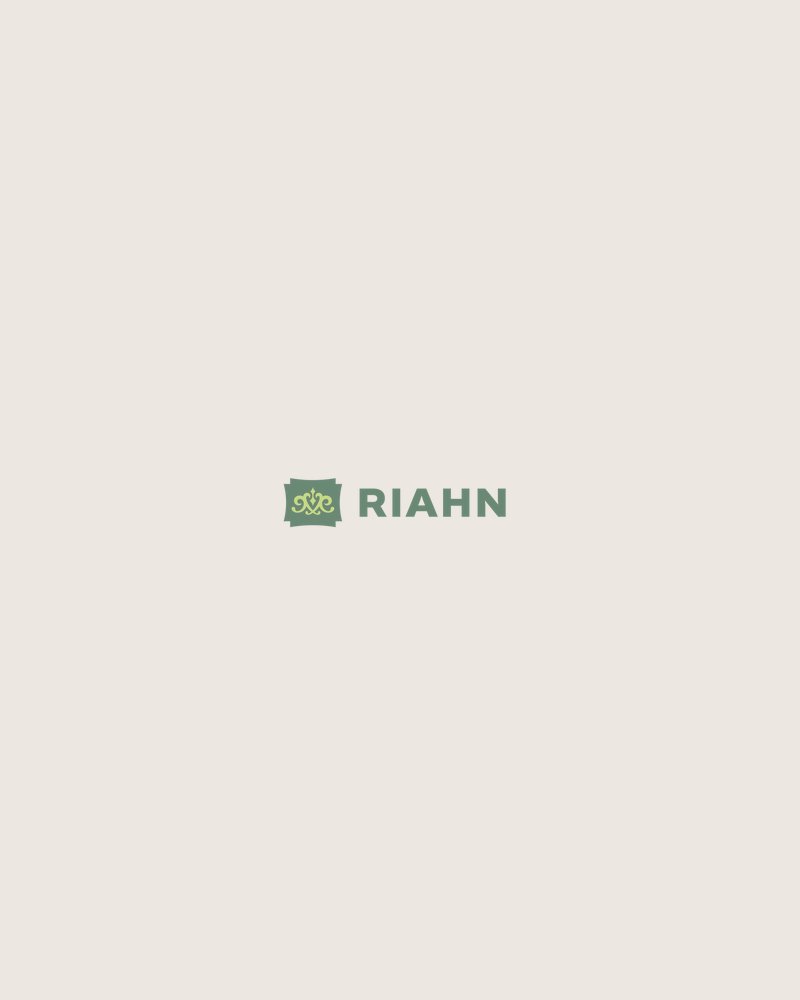 RIAHN Hair Dangu Lotte Cinema（原州 Dangu-dong）Iji（이지） 店长 - 严重自然卷矫正・修护离子烫护理・层次烫・CS卷烫・Hush剪